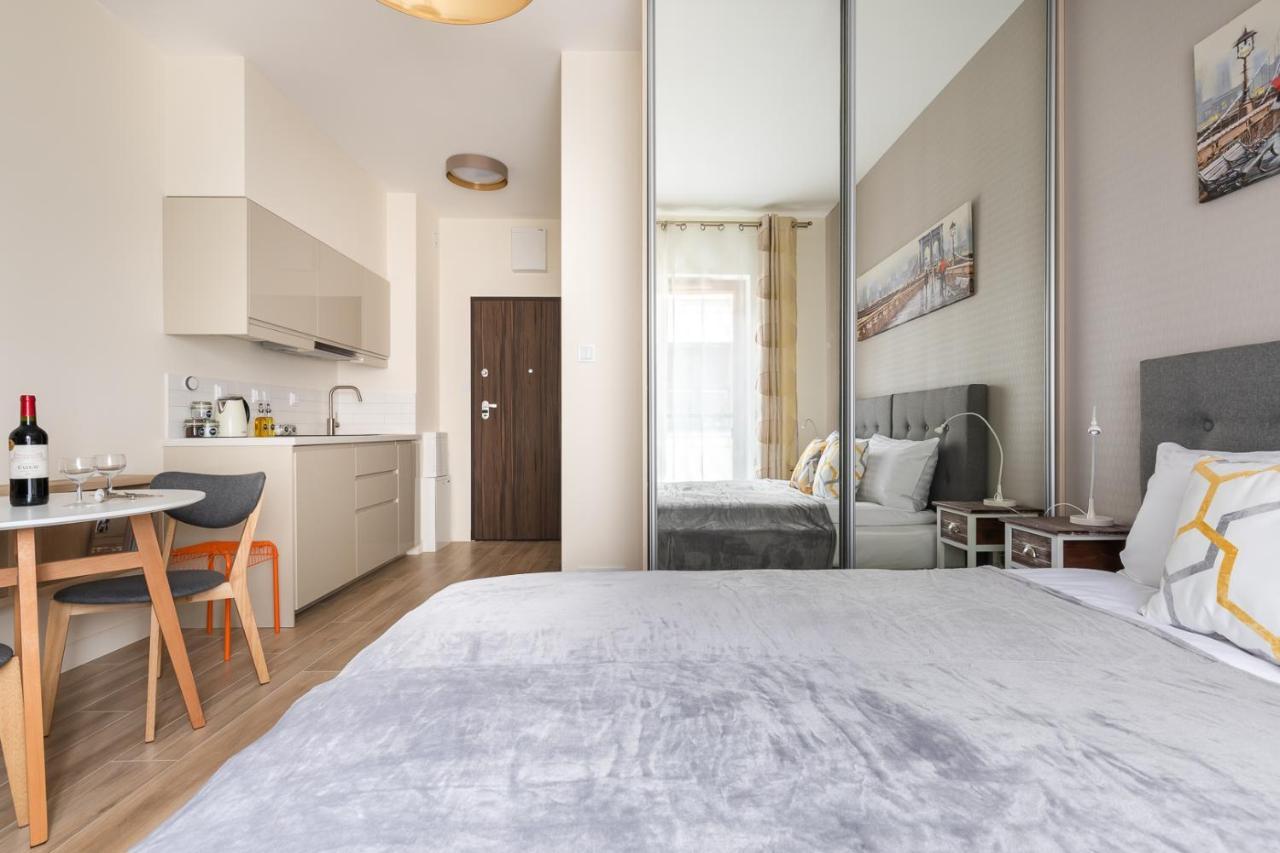 Pawia 51 - Comfort Studio By Noclegi Renters Warszawa Eksteriør billede